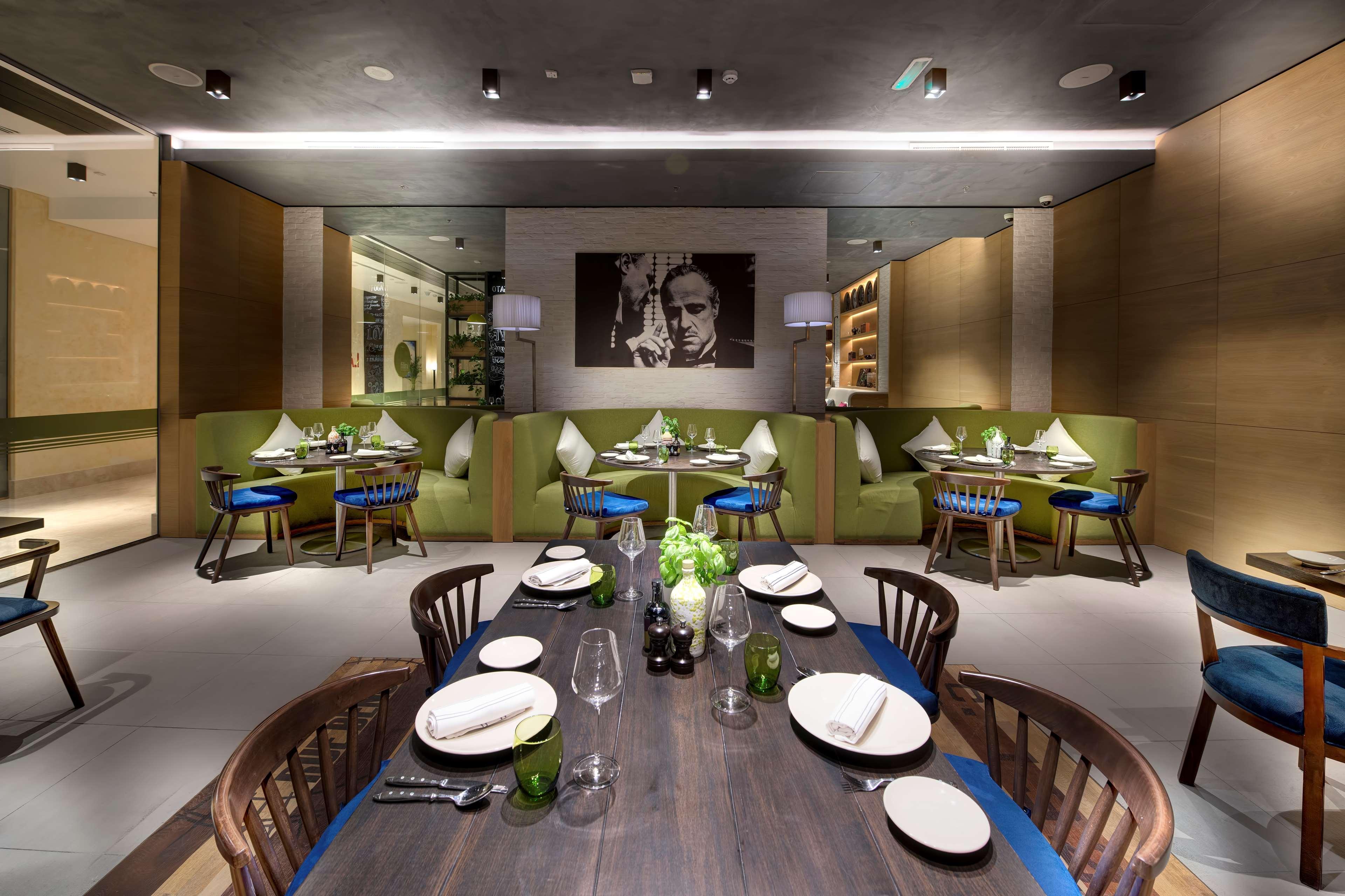 Radisson Blu Hotel, Ajman Exterior photo Interior of the restaurant